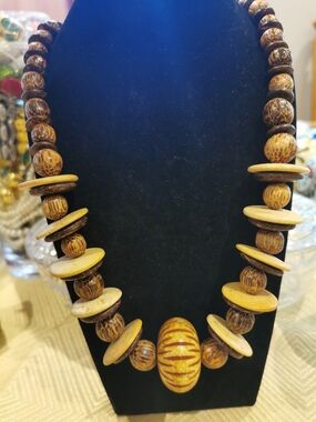 Vintage Natural  Variegated Wood Bead Statement Necklace